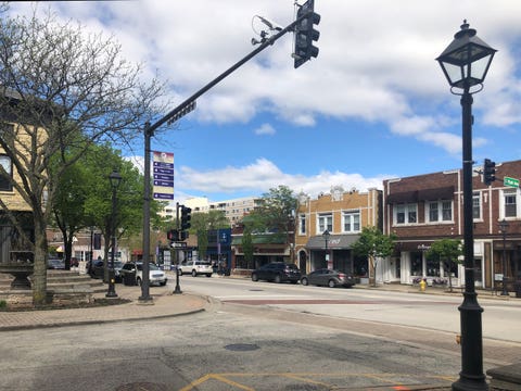 Tiny photo for 638 N Lombard Avenue, Lombard, IL 60148 (MLS # 12706127)