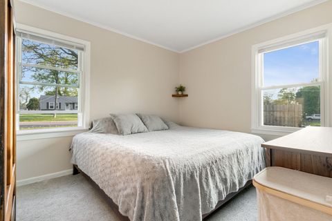 Tiny photo for 638 N Lombard Avenue, Lombard, IL 60148 (MLS # 12706127)
