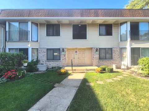 Tiny photo for 2640 MITCHELL Drive #5, Woodridge, IL 60517 (MLS # 12482837)