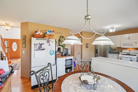 Tiny photo for 1622 DURHAM Court, Crystal Lake, IL 60014 (MLS # 12601019)