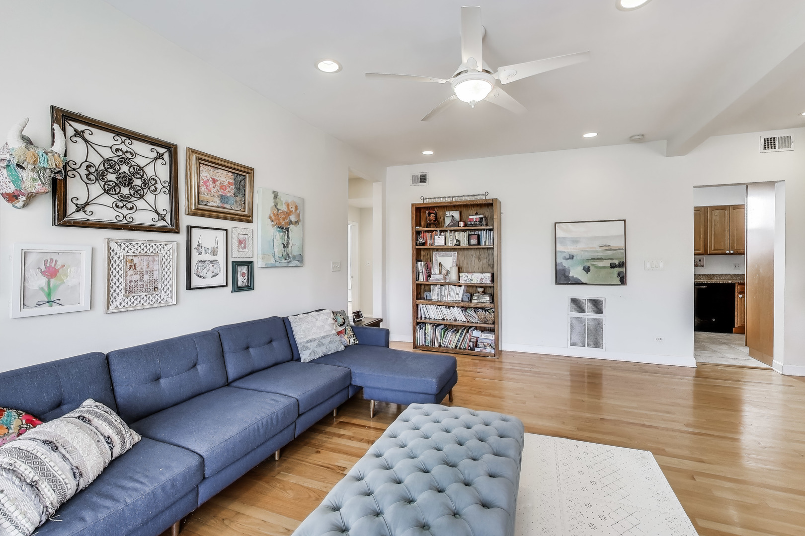 3215 W Sunnyside Avenue 2-A