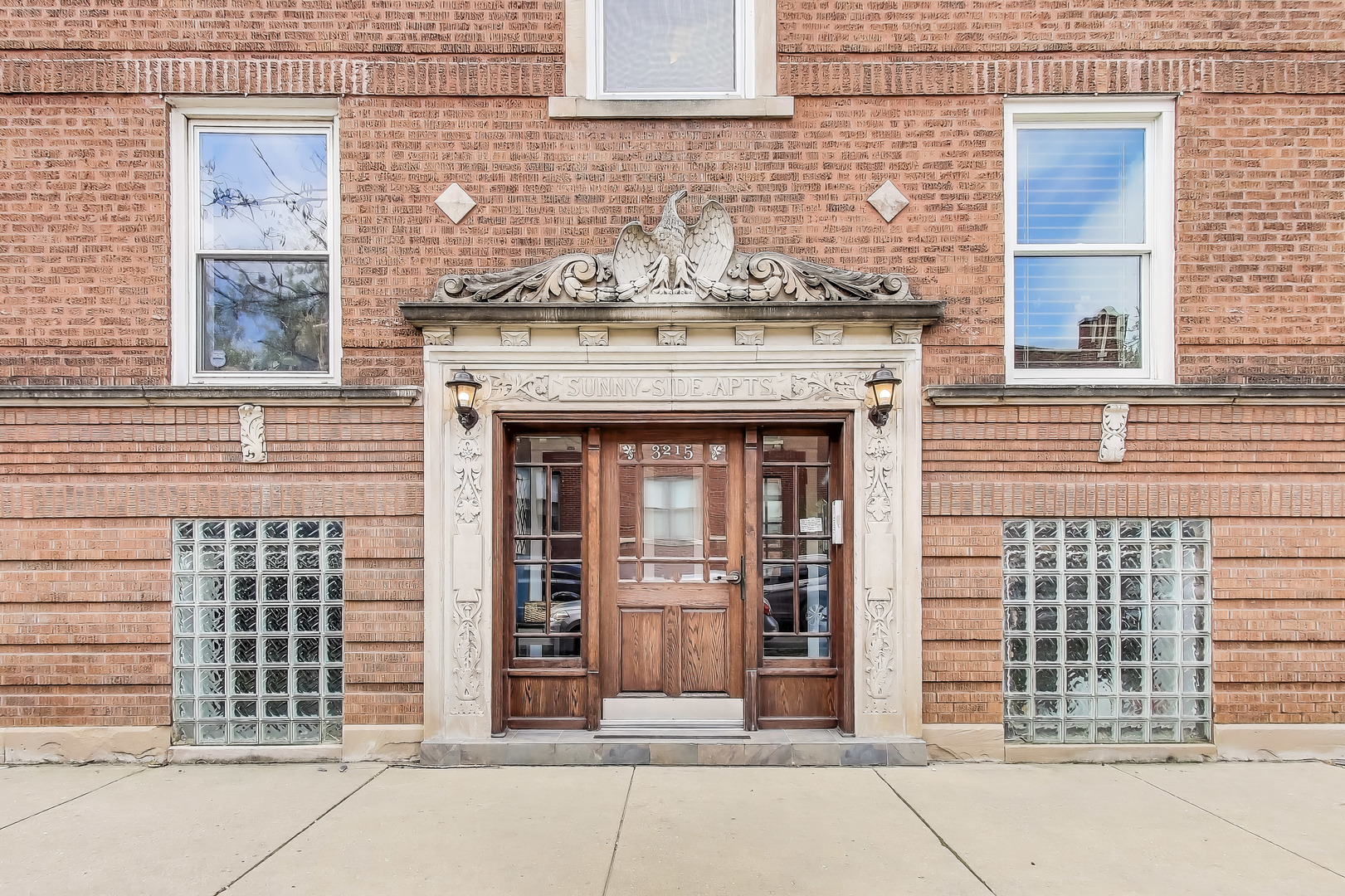 3215 W Sunnyside Avenue 2-A