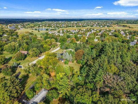 Tiny photo for 40W665 Carriage Court, St. Charles, IL 60175 (MLS # 12480298)