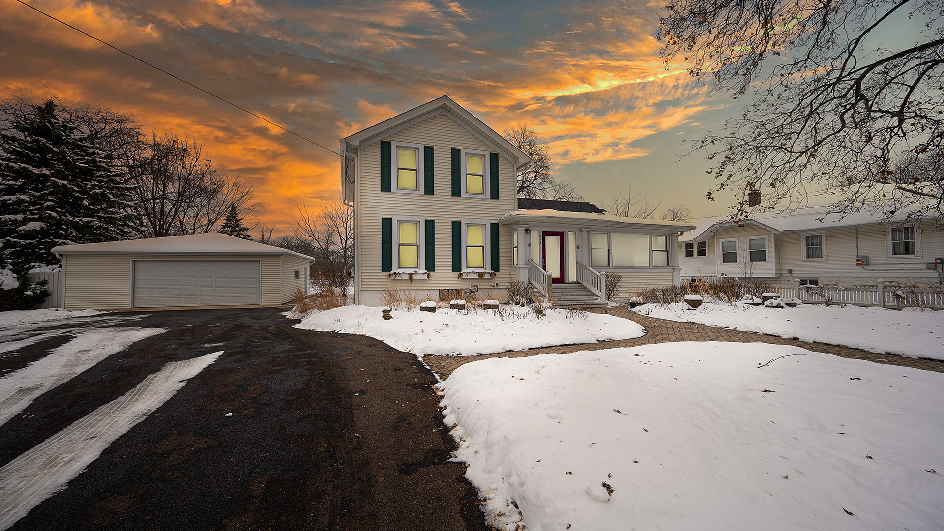 323 W Washington Street