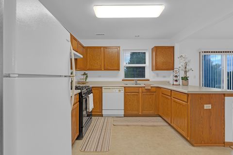 Tiny photo for 1661 W CHRYSLER Drive #9-1, Belvidere, IL 61008 (MLS # 12714861)
