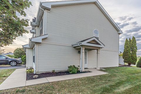 Tiny photo for 1661 W CHRYSLER Drive #9-1, Belvidere, IL 61008 (MLS # 12714861)