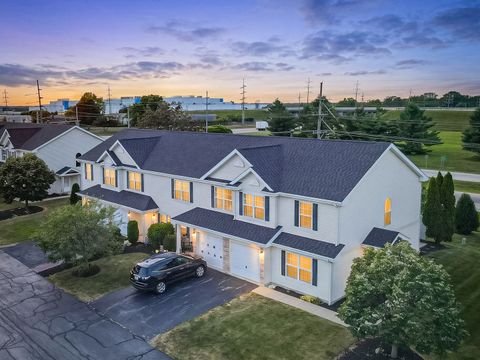 Photo of 1661 W CHRYSLER Drive #9-1, Belvidere, IL 61008 (MLS # 12714861)