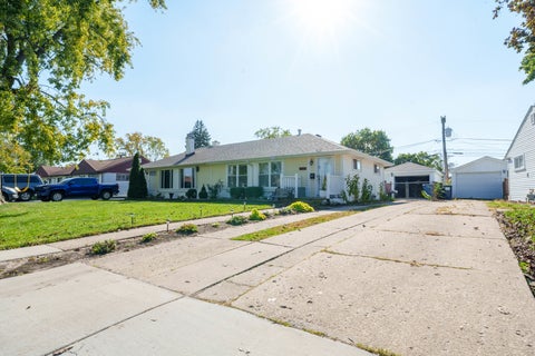 Photo of 4563 W 88th Street, Hometown, IL 60456 (MLS # 12797015)