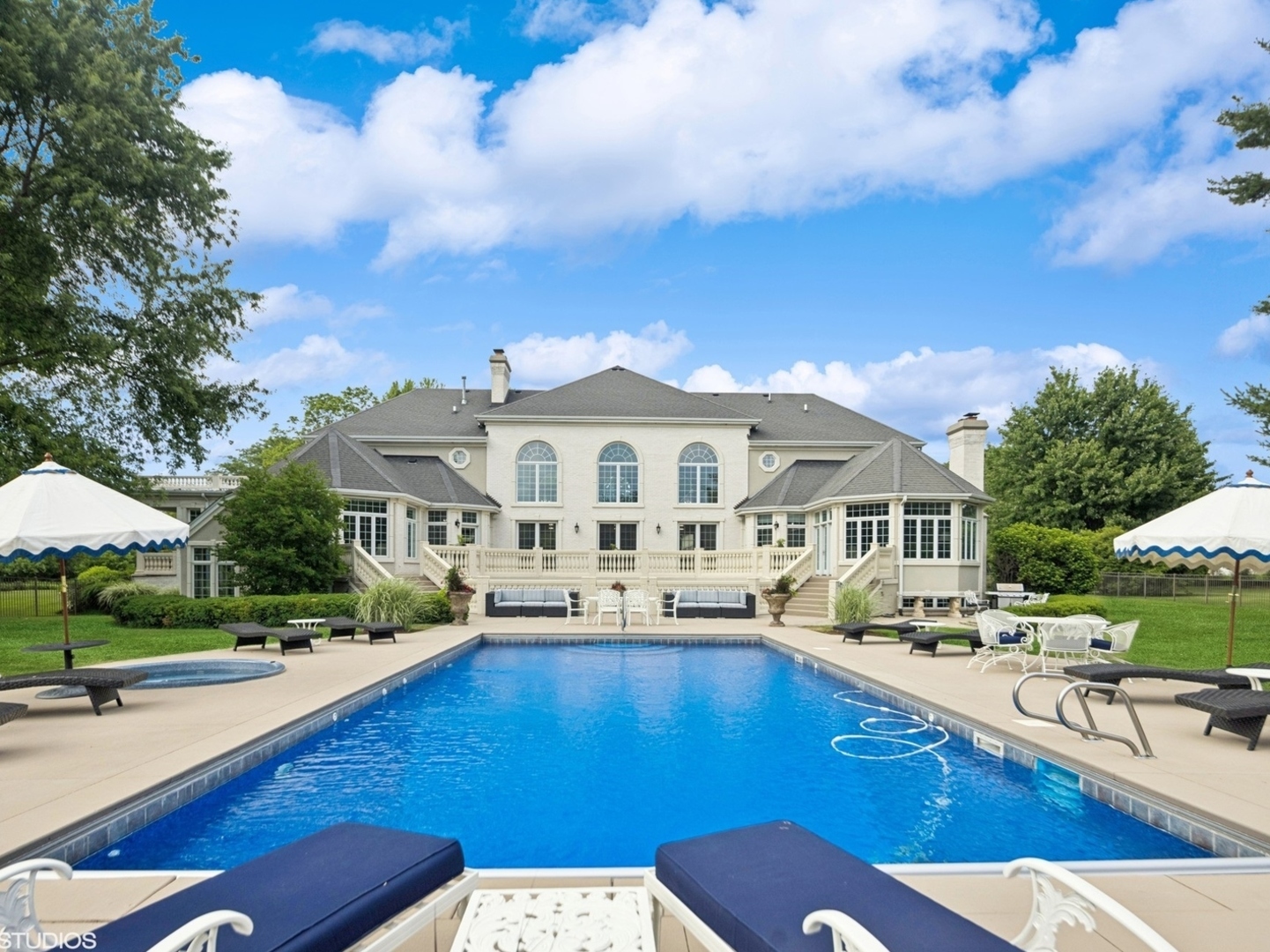 5N113 Burr Road