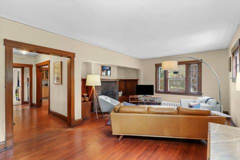 Tiny photo for 705 W Michigan Avenue, Urbana, IL 61801 (MLS # 12603033)