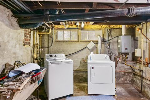 Tiny photo for 705 W Michigan Avenue, Urbana, IL 61801 (MLS # 12603033)