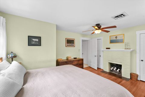 Tiny photo for 705 W Michigan Avenue, Urbana, IL 61801 (MLS # 12603033)