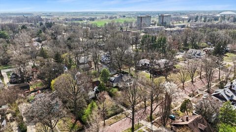 Tiny photo for 705 W Michigan Avenue, Urbana, IL 61801 (MLS # 12603033)