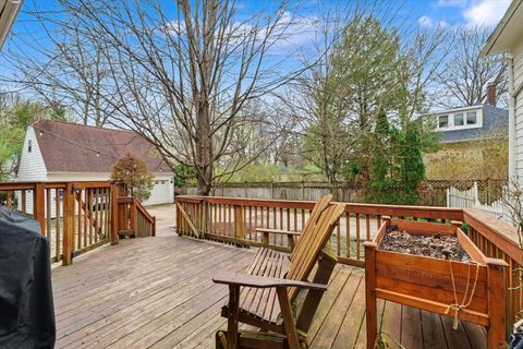 Tiny photo for 705 W Michigan Avenue, Urbana, IL 61801 (MLS # 12603033)