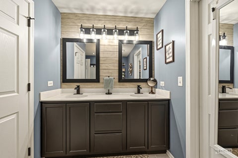 Tiny photo for 305 Shadow Wood Drive, Yorkville, IL 60560 (MLS # 12671544)