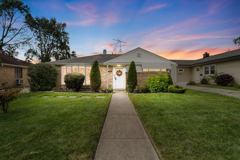 930 S 3rd Avenue Des Plaines IL 60016