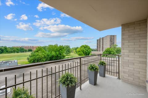 Tiny photo for 6933 N Kedzie Avenue #405, Chicago, IL 60645 (MLS # 12720740)