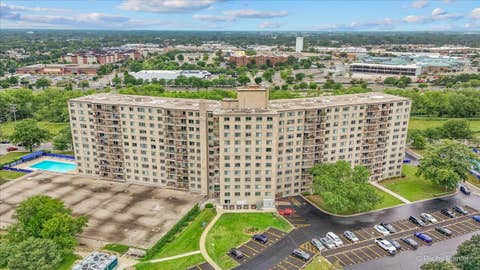 Tiny photo for 6933 N Kedzie Avenue #405, Chicago, IL 60645 (MLS # 12720740)