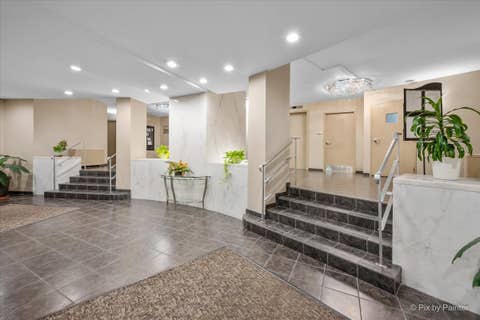 Tiny photo for 6933 N Kedzie Avenue #405, Chicago, IL 60645 (MLS # 12720740)