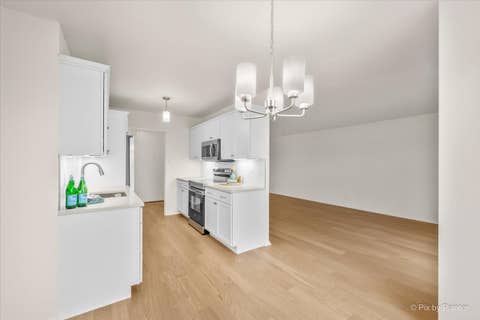 Tiny photo for 6933 N Kedzie Avenue #405, Chicago, IL 60645 (MLS # 12720740)