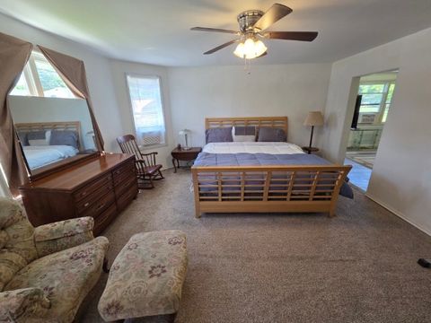 Tiny photo for 208 Burkett Street, Benton, IL 62812 (MLS # 12642370)