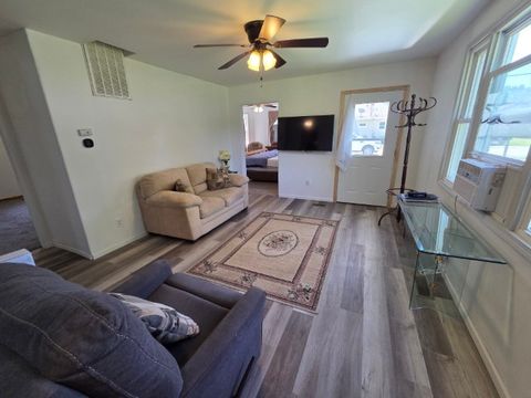Tiny photo for 208 Burkett Street, Benton, IL 62812 (MLS # 12642370)