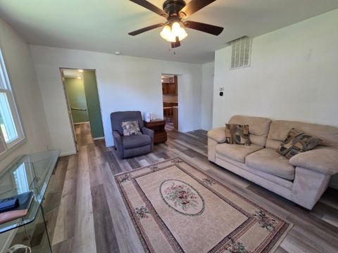 Tiny photo for 208 Burkett Street, Benton, IL 62812 (MLS # 12642370)
