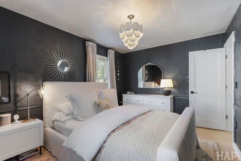 Tiny photo for 243 S Evanslawn Avenue, Aurora, IL 60506 (MLS # 12479813)