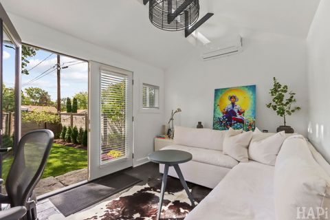 Tiny photo for 243 S Evanslawn Avenue, Aurora, IL 60506 (MLS # 12479813)