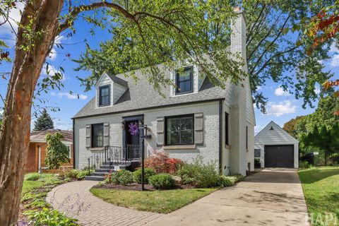 243 S Evanslawn Avenue Aurora IL 60506