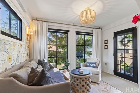 Tiny photo for 243 S Evanslawn Avenue, Aurora, IL 60506 (MLS # 12479813)