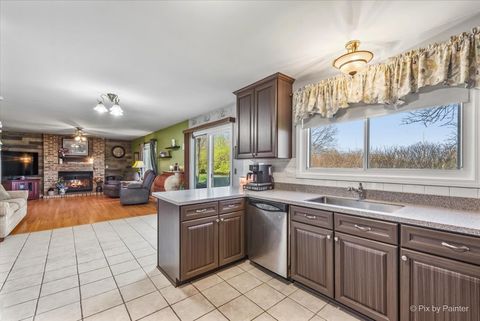 Tiny photo for 1097 Amberwood Drive, Crystal Lake, IL 60014 (MLS # 12618376)