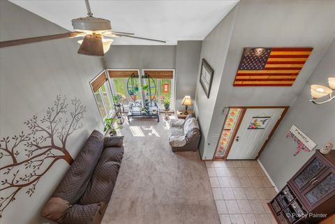 Tiny photo for 1097 Amberwood Drive, Crystal Lake, IL 60014 (MLS # 12618376)