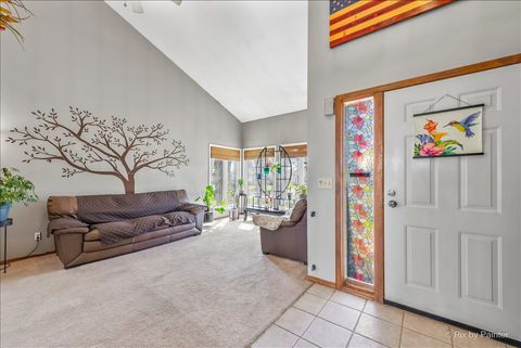 Tiny photo for 1097 Amberwood Drive, Crystal Lake, IL 60014 (MLS # 12618376)