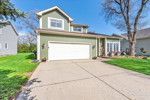 Tiny photo for 1097 Amberwood Drive, Crystal Lake, IL 60014 (MLS # 12618376)