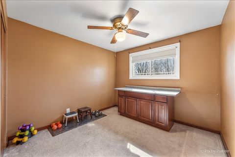 Tiny photo for 1097 Amberwood Drive, Crystal Lake, IL 60014 (MLS # 12618376)