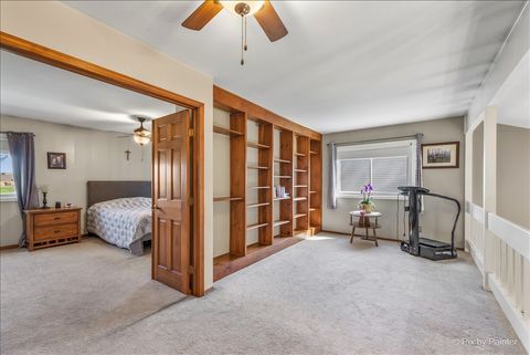 Tiny photo for 1097 Amberwood Drive, Crystal Lake, IL 60014 (MLS # 12618376)