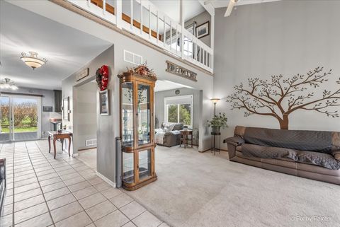 Tiny photo for 1097 Amberwood Drive, Crystal Lake, IL 60014 (MLS # 12618376)