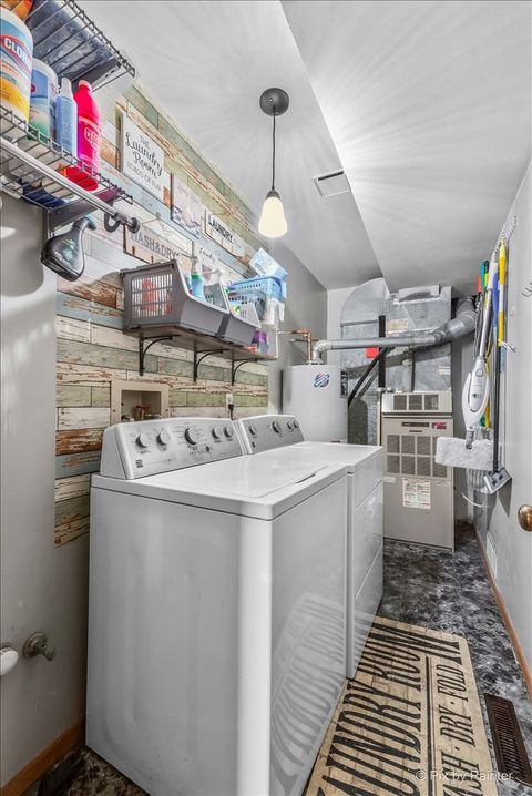 Tiny photo for 1097 Amberwood Drive, Crystal Lake, IL 60014 (MLS # 12618376)