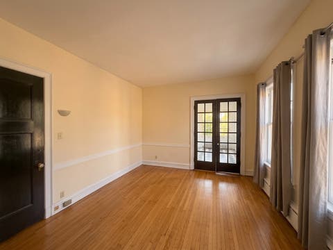 Tiny photo for 953 E Hyde Park Boulevard #3, Chicago, IL 60615 (MLS # 12703894)