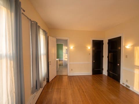 Tiny photo for 953 E Hyde Park Boulevard #3, Chicago, IL 60615 (MLS # 12703894)