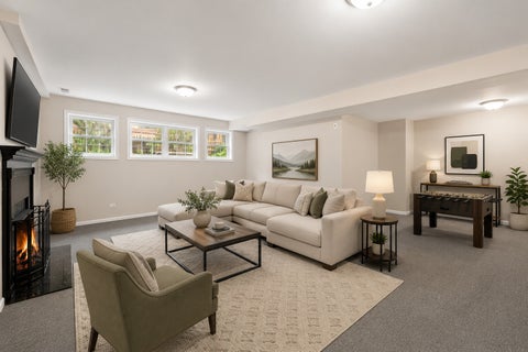 Tiny photo for 853 W Lakeside Place #1W, Chicago, IL 60640 (MLS # 12773162)