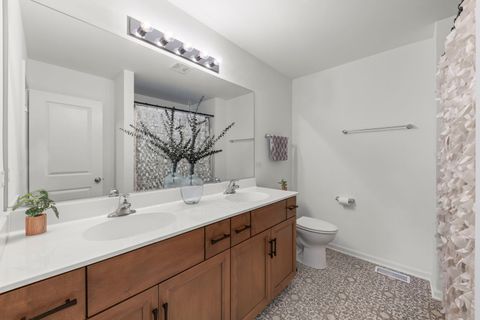 Tiny photo for 25405 W Rock Drive, Plainfield, IL 60586 (MLS # 12438684)