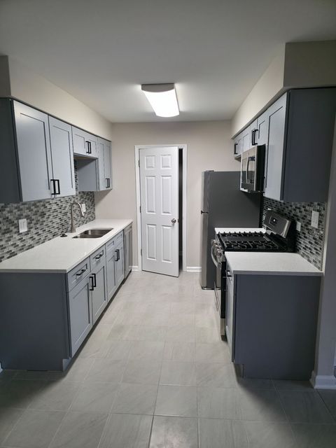 Tiny photo for 412 E Bailey Road #104, Naperville, IL 60565 (MLS # 12504202)