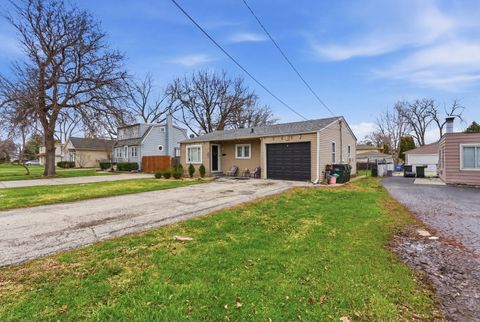 Tiny photo for 2713 Landen Drive, Melrose Park, IL 60164 (MLS # 12608039)