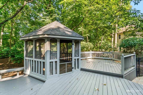 Tiny photo for 506 Pin Oak Court, St. Charles, IL 60174 (MLS # 12743764)