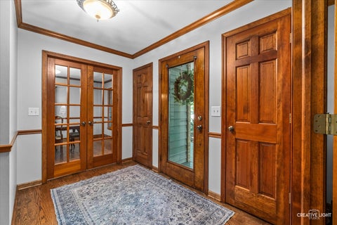 Tiny photo for 506 Pin Oak Court, St. Charles, IL 60174 (MLS # 12743764)