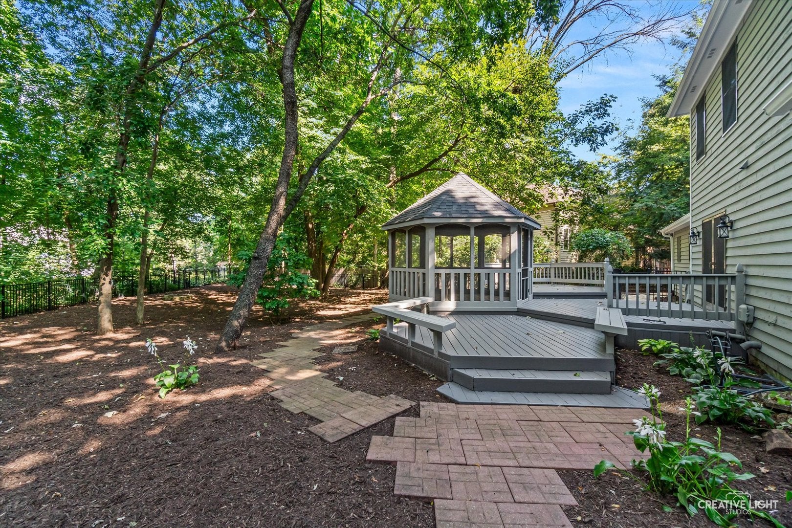 506 Pin Oak Court