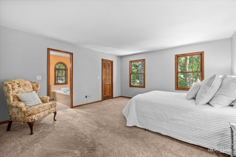 Tiny photo for 506 Pin Oak Court, St. Charles, IL 60174 (MLS # 12743764)