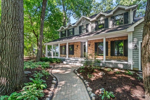 Tiny photo for 506 Pin Oak Court, St. Charles, IL 60174 (MLS # 12743764)